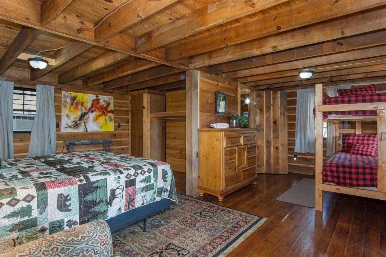 Coyote Lodge At Deerwoode Reserve Brevard Bagian luar foto