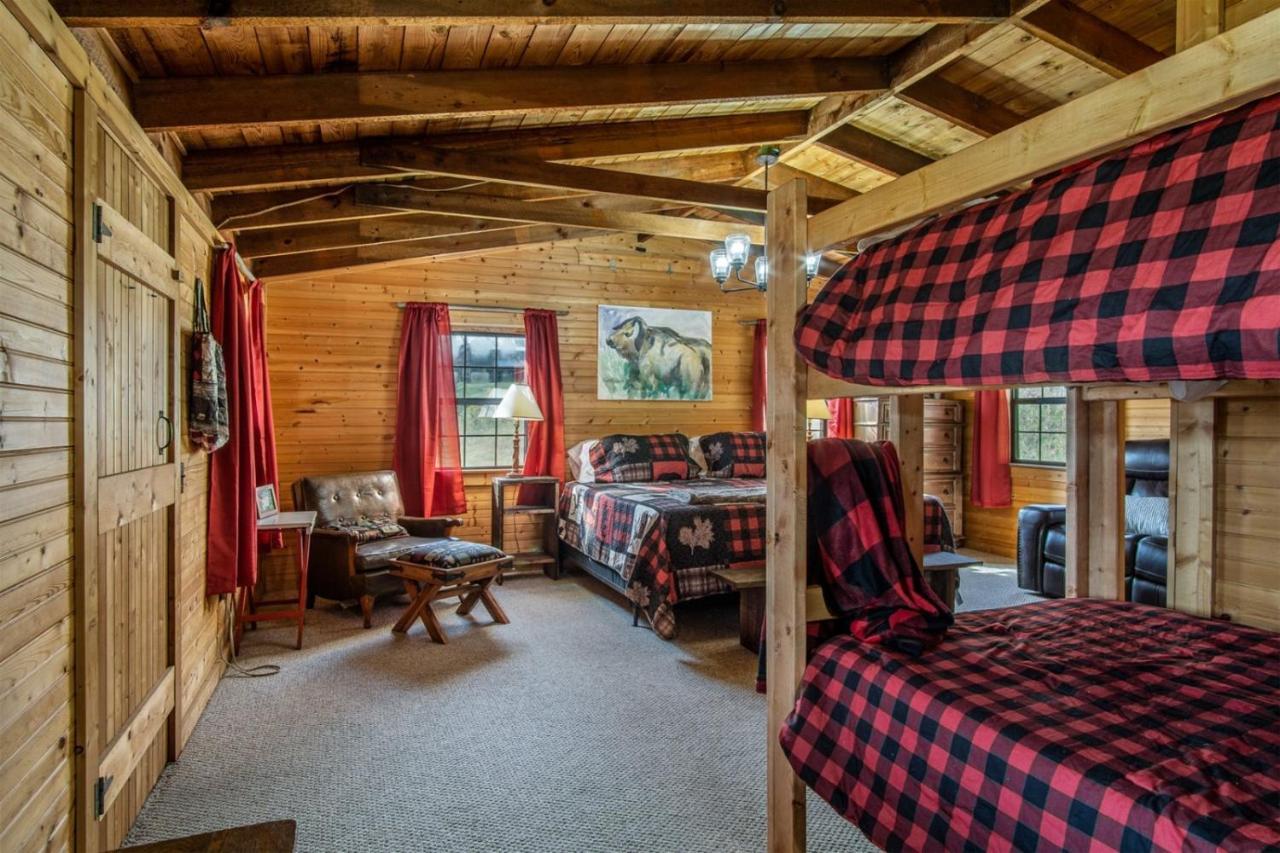 Coyote Lodge At Deerwoode Reserve Brevard Bagian luar foto